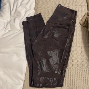 Camo leggings (American Eagle athletic brand)